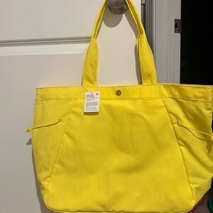BRAND NEW LULULEMON side - cinch shopper bag never used